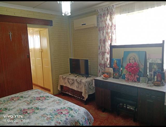 3 BEDROOM HOUSE FOR SALE IN BELFORT ESTATE